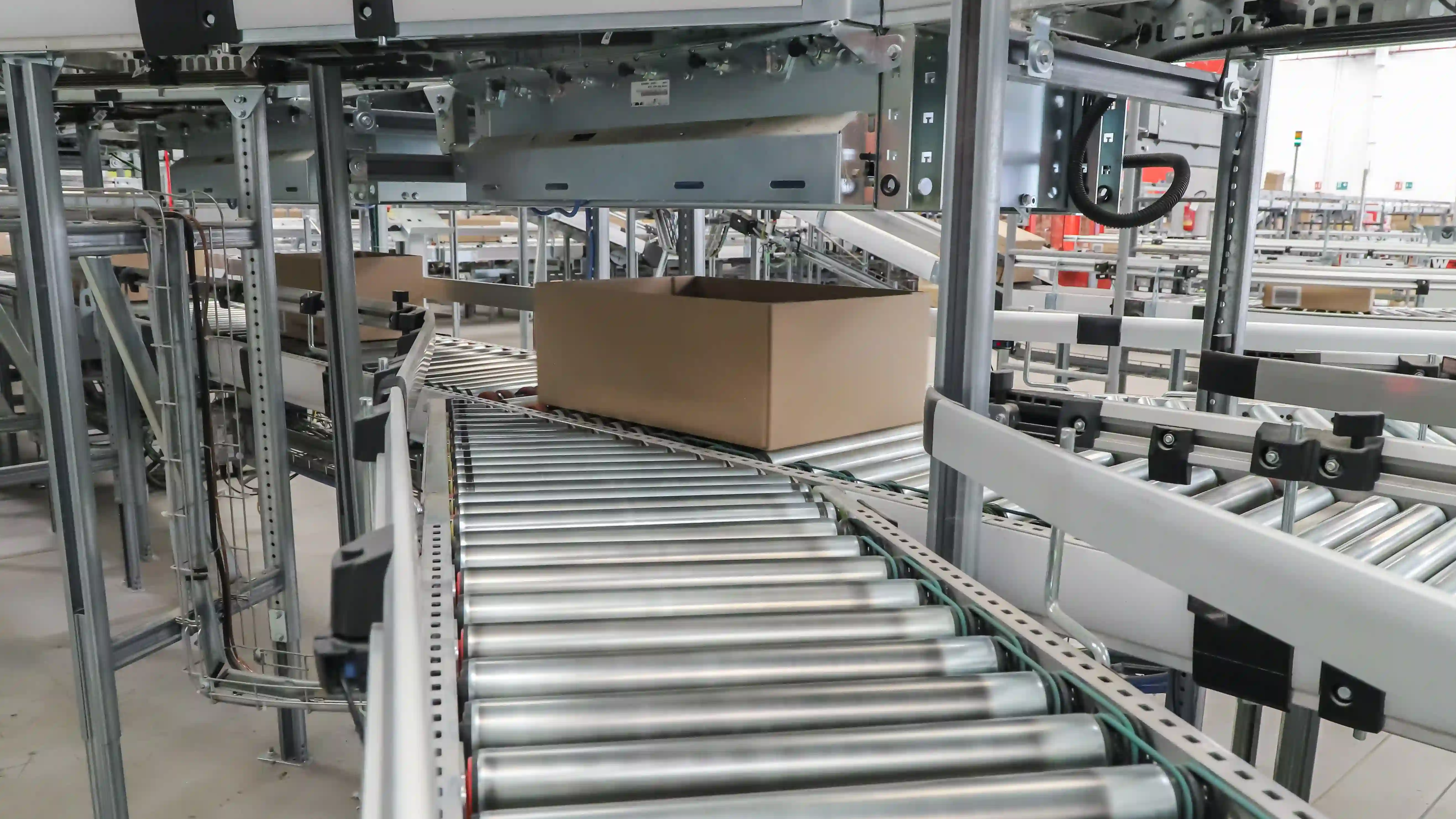 Transportsystemen - Rollenbanen en transportbanden