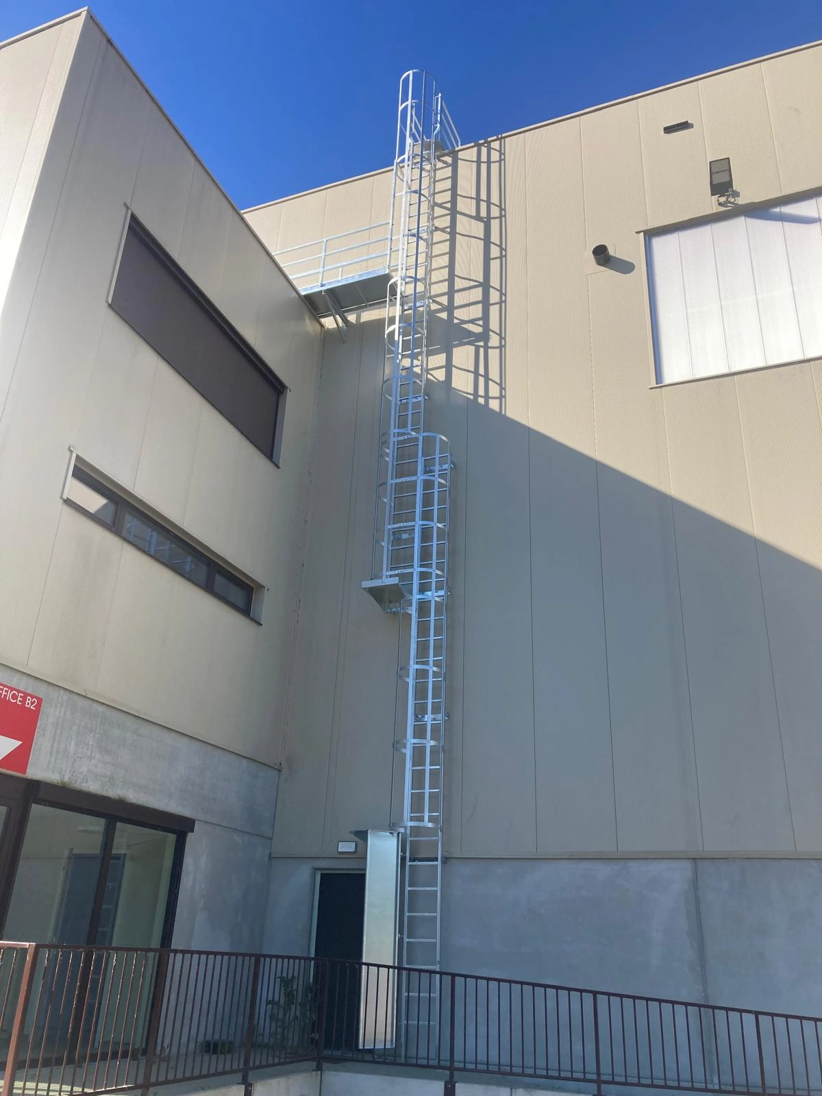 Industriele trap- en ladderconstructie